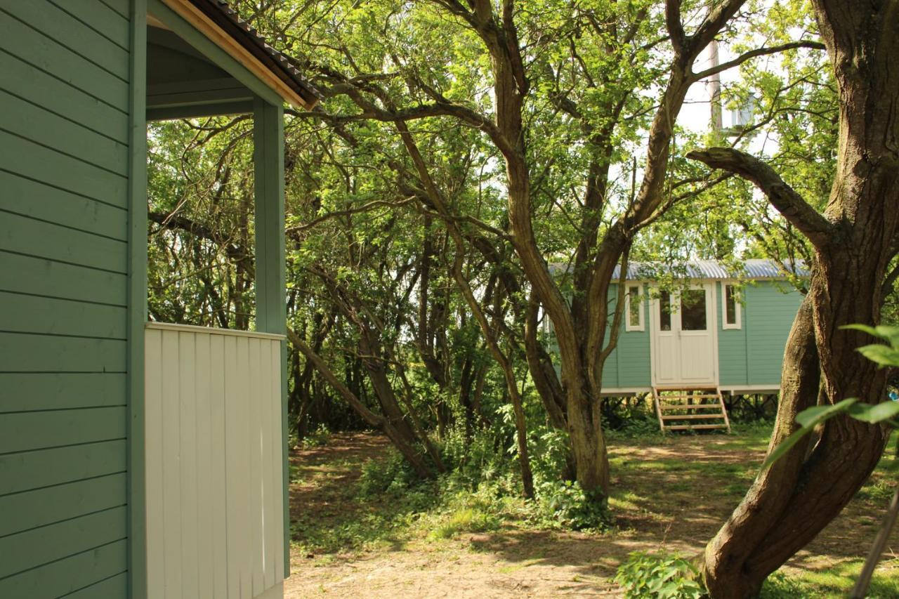The Kestrel Shepherd Hut, Whitehouse Farm Стоумаркет Екстер'єр фото
