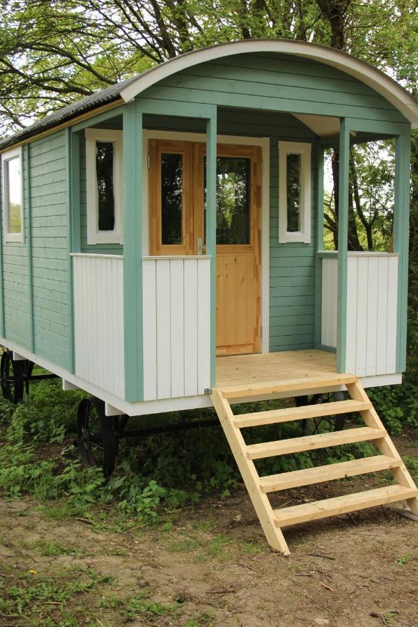 The Kestrel Shepherd Hut, Whitehouse Farm Стоумаркет Екстер'єр фото